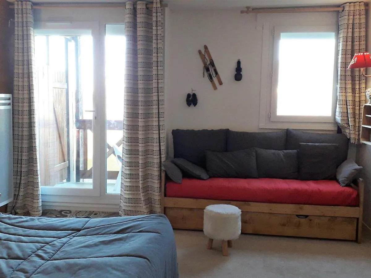 Chaleureux 2 Pieces Cabine Renove - Centre Village, Proche Commerces Et Ski - Fr-1-689-32 Villard-de-Lans Apartment