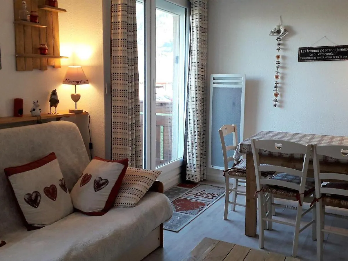 Chaleureux 2 Pieces Cabine Renove - Centre Village, Proche Commerces Et Ski - Fr-1-689-32 Villard-de-Lans 0*,