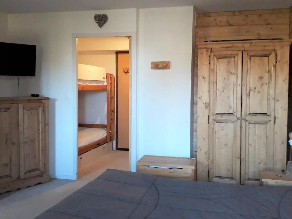 Chaleureux 2 Pieces Cabine Renove - Centre Village, Proche Commerces Et Ski - Fr-1-689-32 Villard-de-Lans Apartment