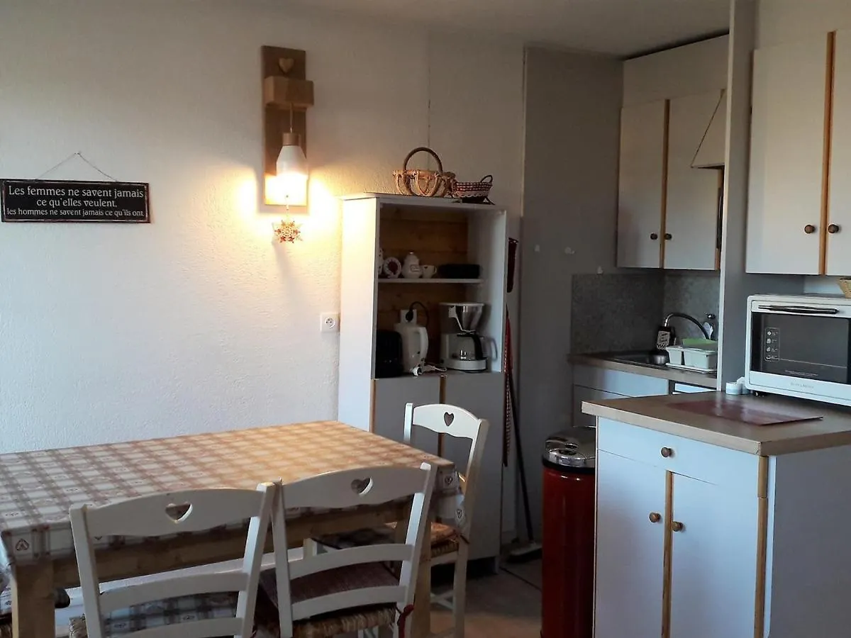 Chaleureux 2 Pieces Cabine Renove - Centre Village, Proche Commerces Et Ski - Fr-1-689-32 Villard-de-Lans
